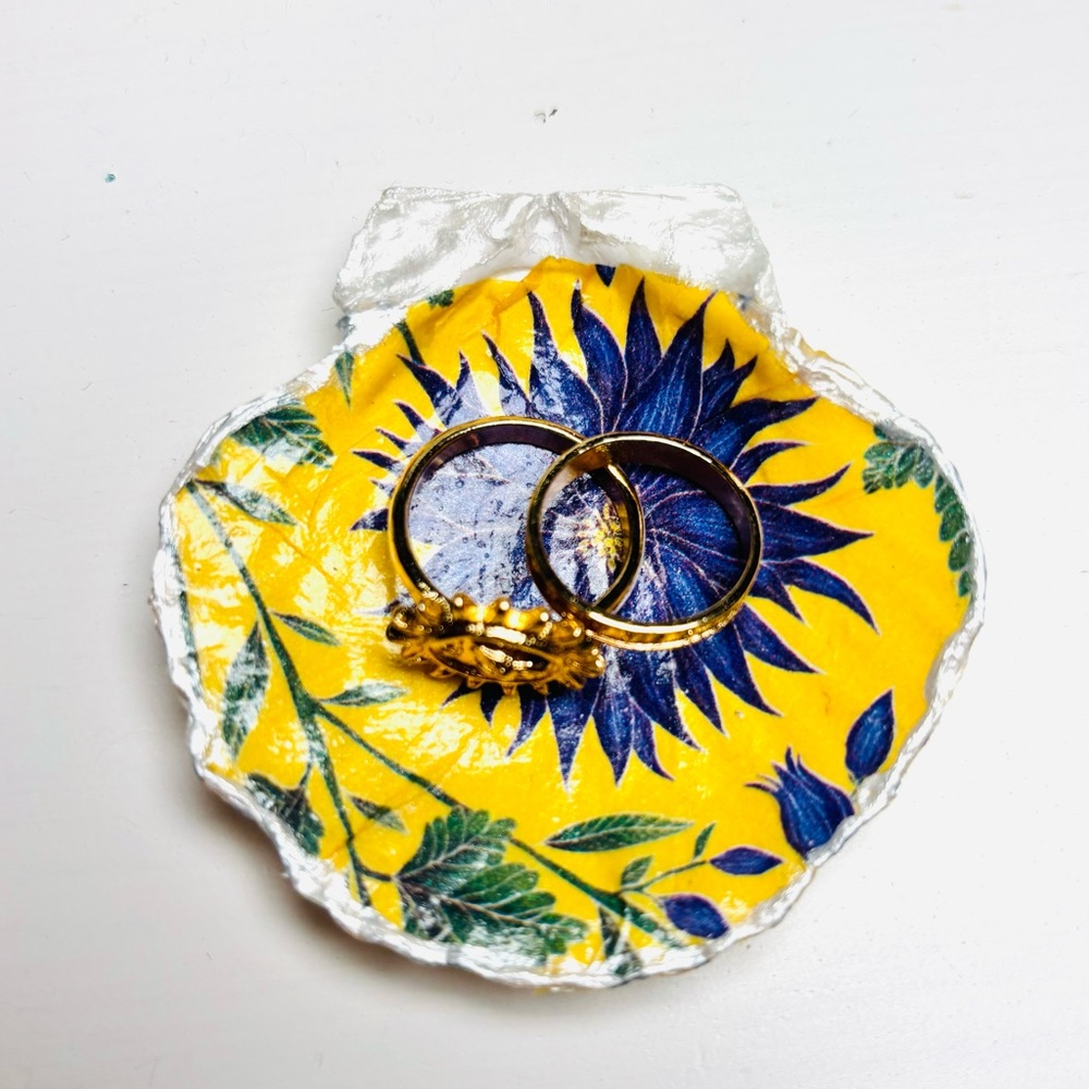 Handcrafted Scallop Shell Ring Dish Mini W/Victorian Blue Floral Decoupage
